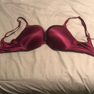 Size 32 D VS Push Up Bra